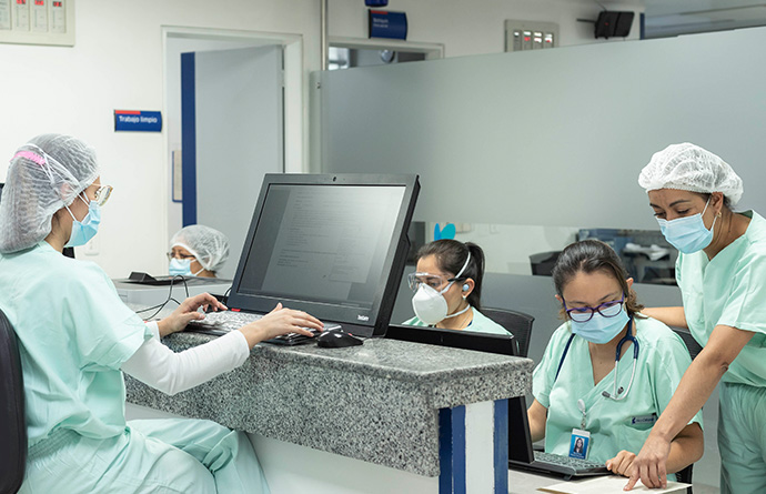 doctores en urgencias